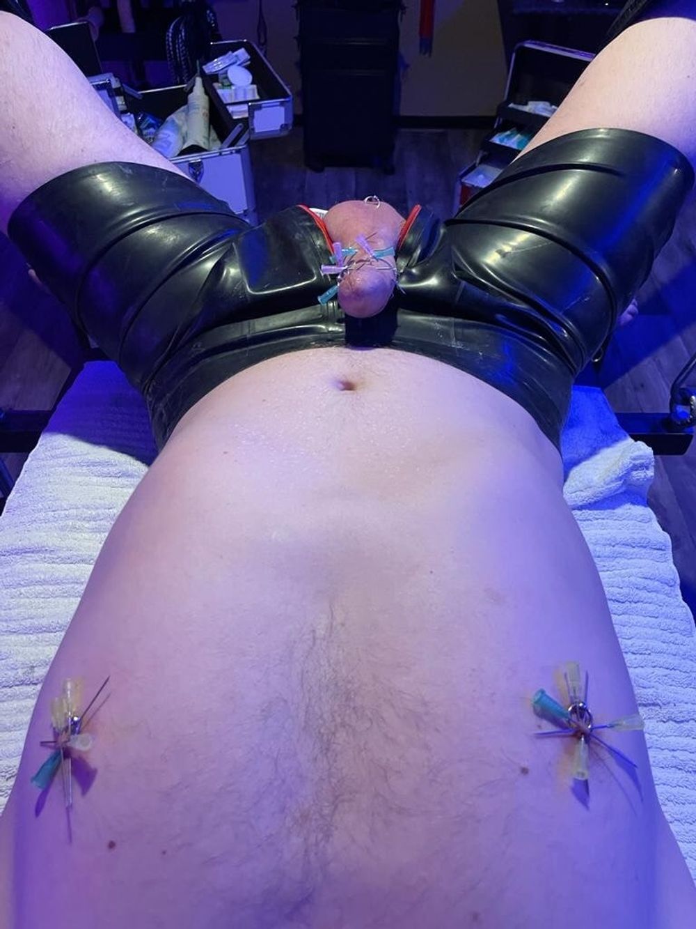 Nadelspiele  Hoden Infusion Latex Piercings #4