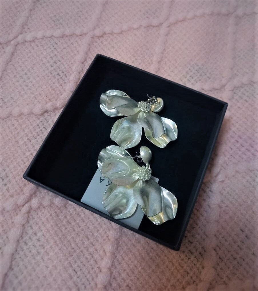 Lilly Free Photos #8