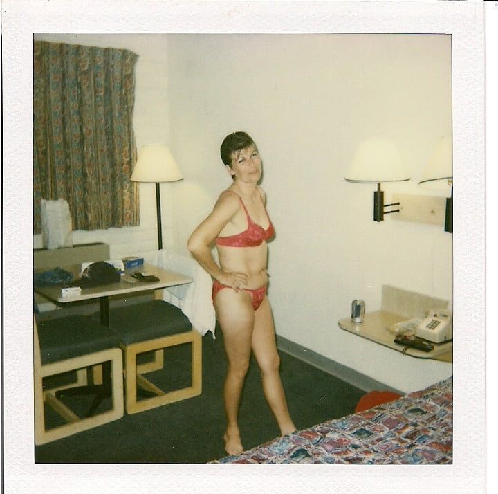 Vintage Sexy Polaroid Pictures #45