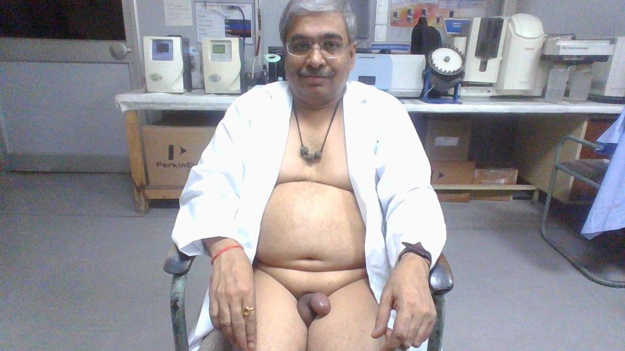 Me nude in my lab  #7