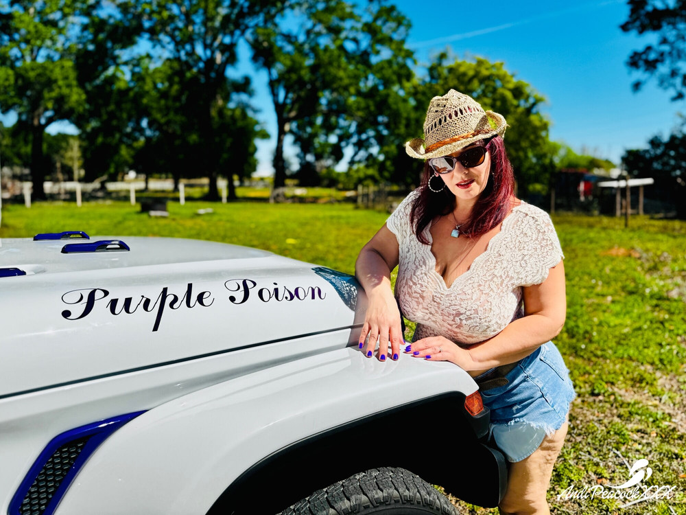 Jeep Girl Jiggle #34
