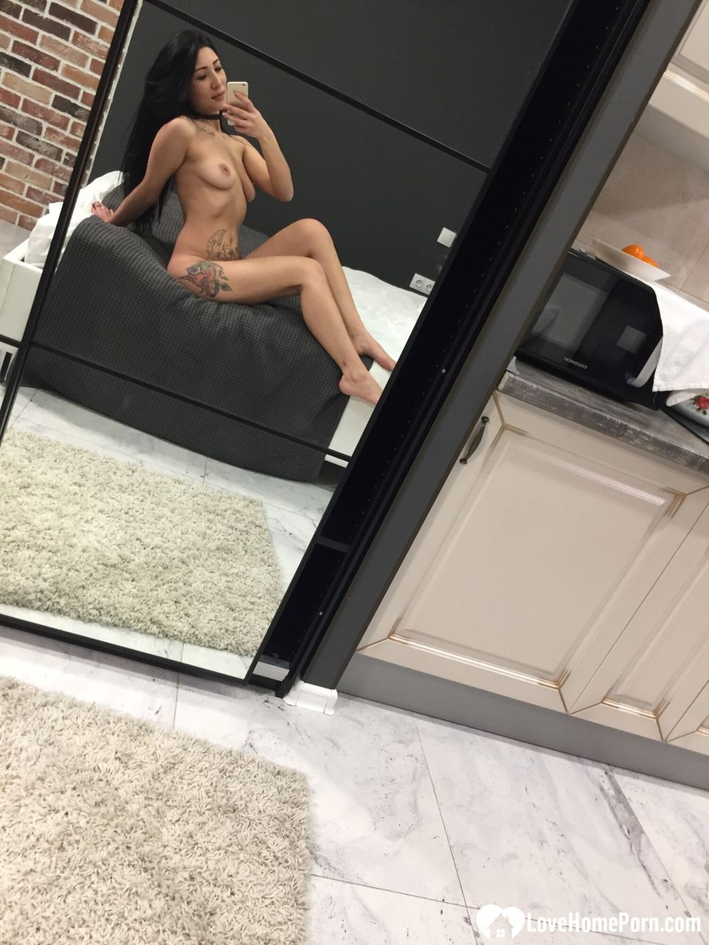 Experienced beauty loves to take nudes #18