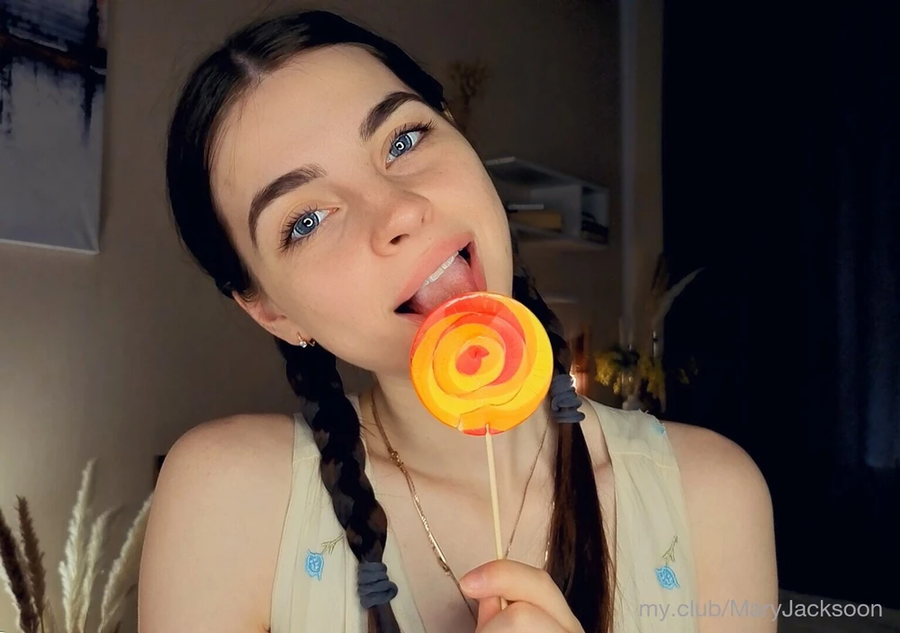 Mary  Free Photos #5