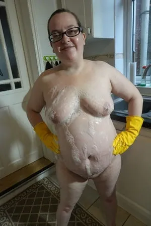 nude messy rubber gloves         