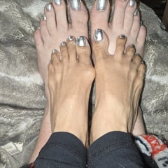 Melove and Naelor's Feet Together