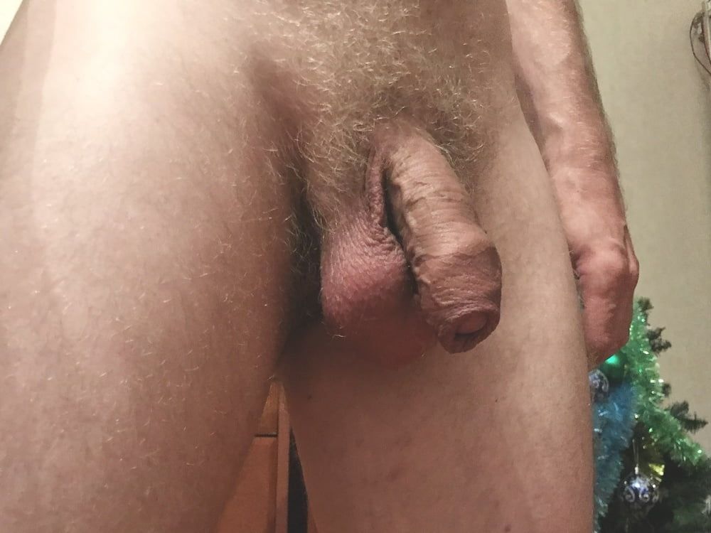 Soft (flaccid) thick uncut Russian dick from 2020-2019Uncirc #16