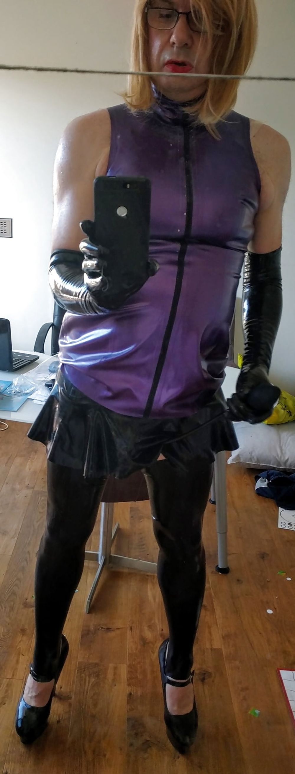 Purple latex with anal plug and pumo #4