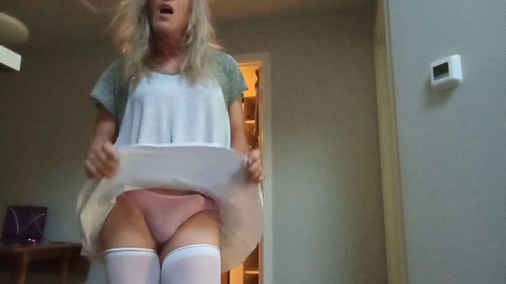 Granny Tranny Flashing  #8