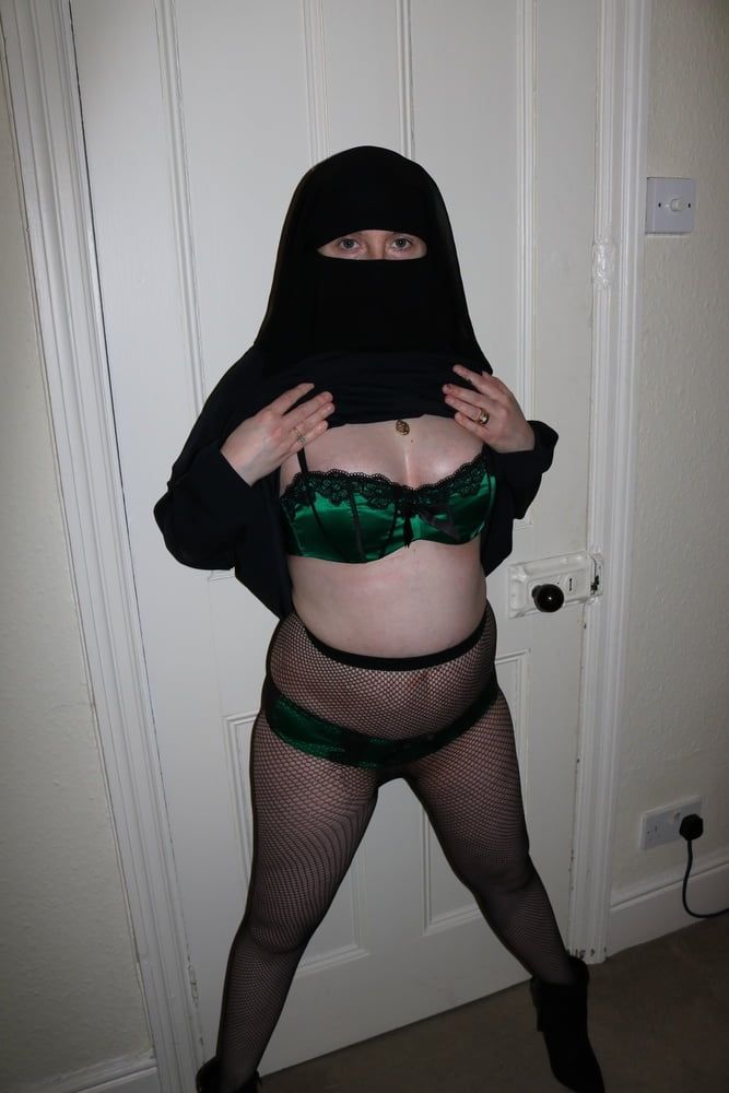 Burqa Niqab Fishnet Pantyhose #20