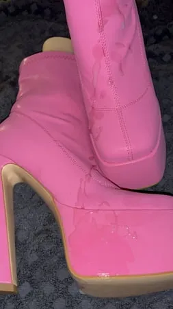  Cum on Pink Platform Boots