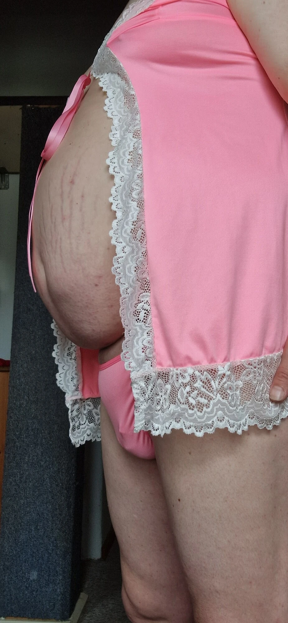 Sissy mit rosa Nachthemd #3