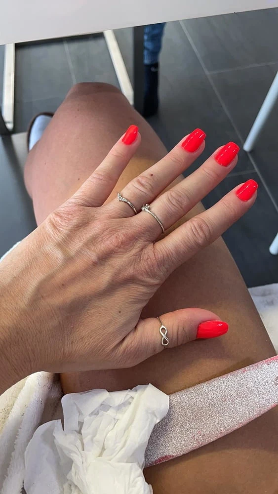 Feets and Nails