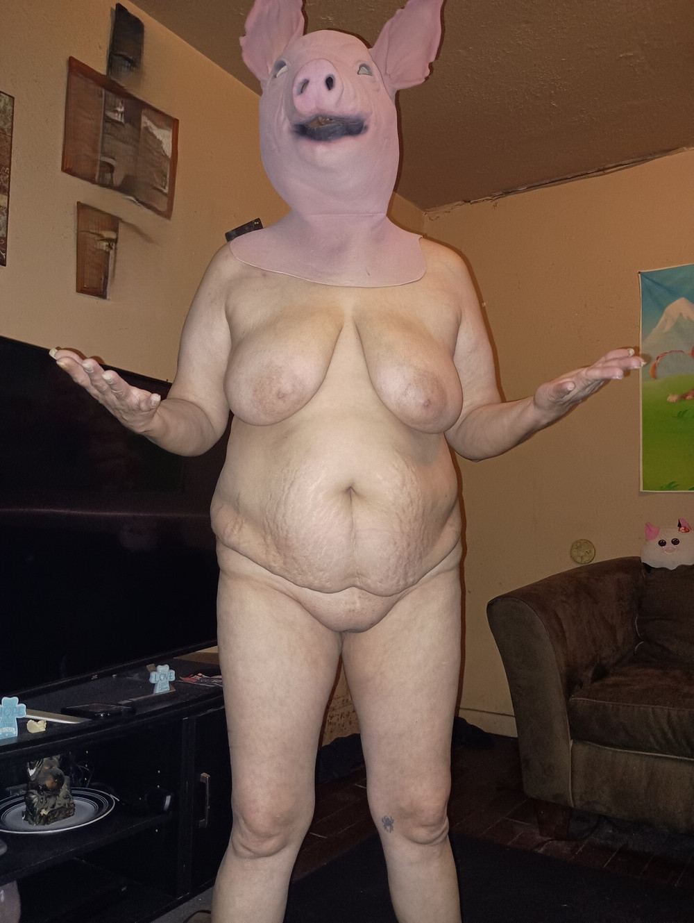 Cynthia Martinez the pig #13