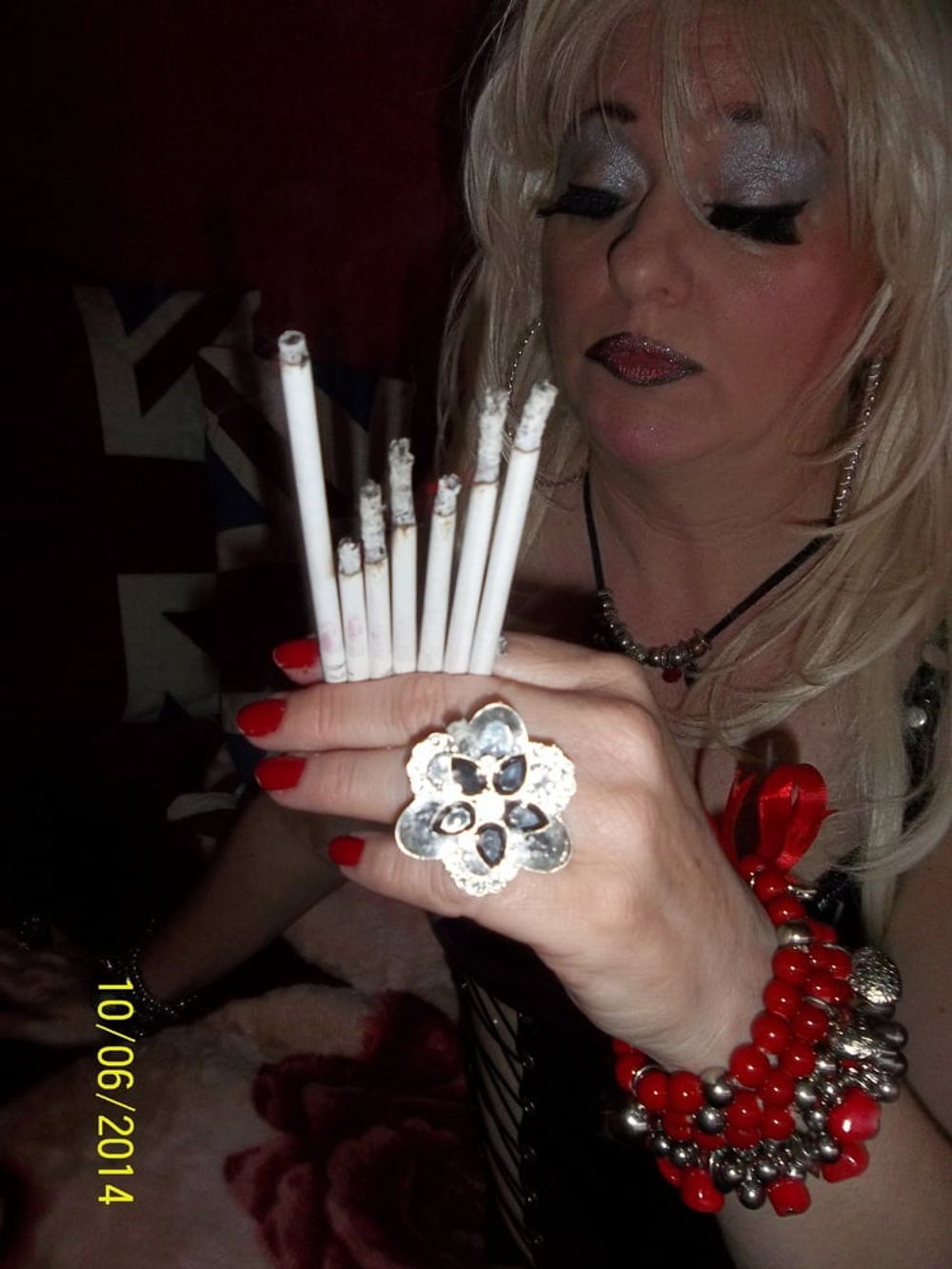 MISTRESS MORITZ SMOKES #56