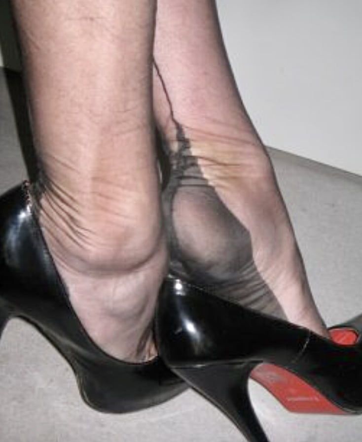 rht stockings feet #9
