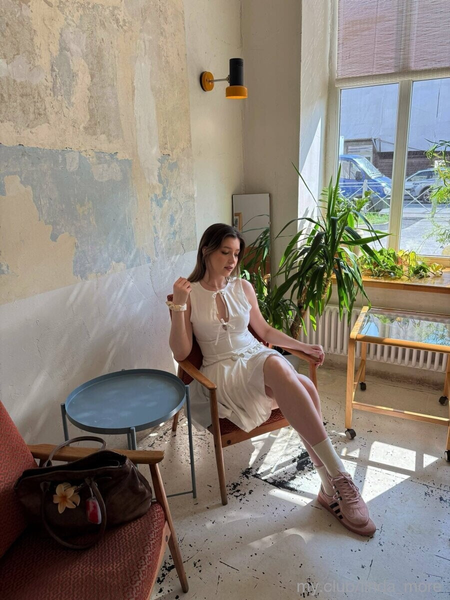 Linda Free Photos #30