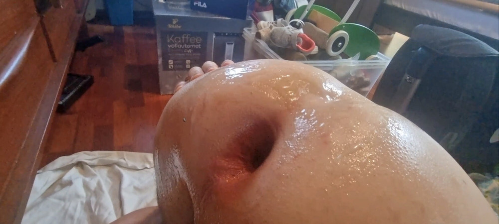 Incredible anal fuck with 9,3 cm fat dildo #17