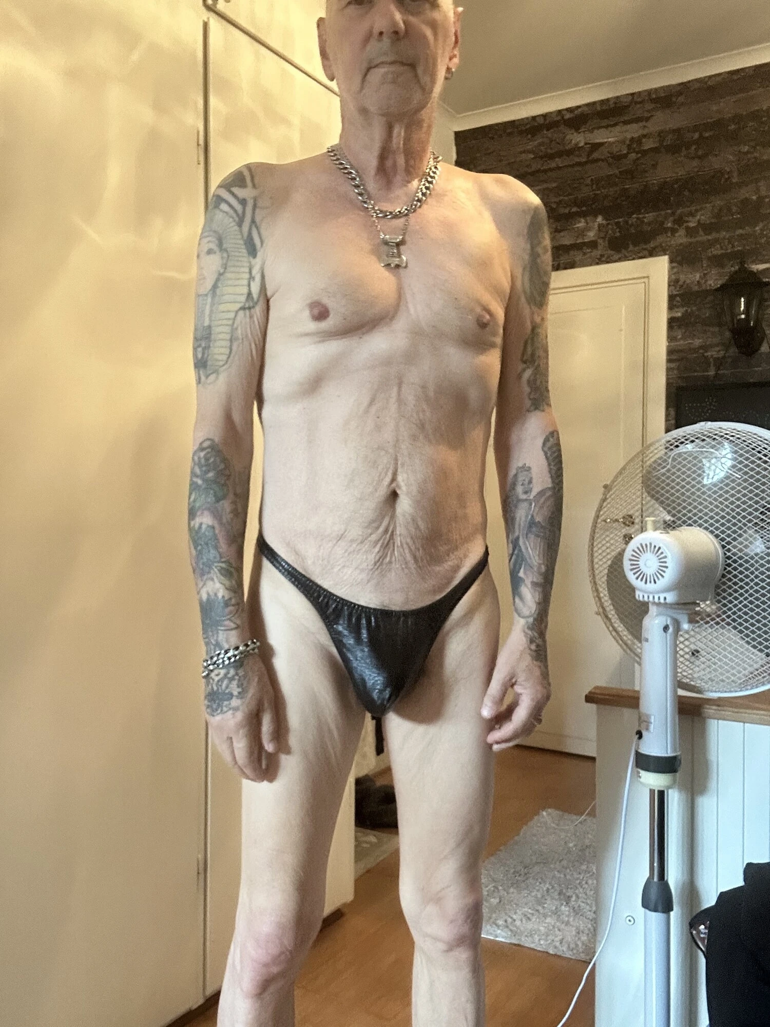 Lacquer panties