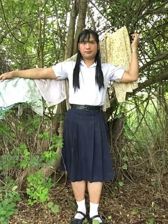 outdoor student ladyboy solo         