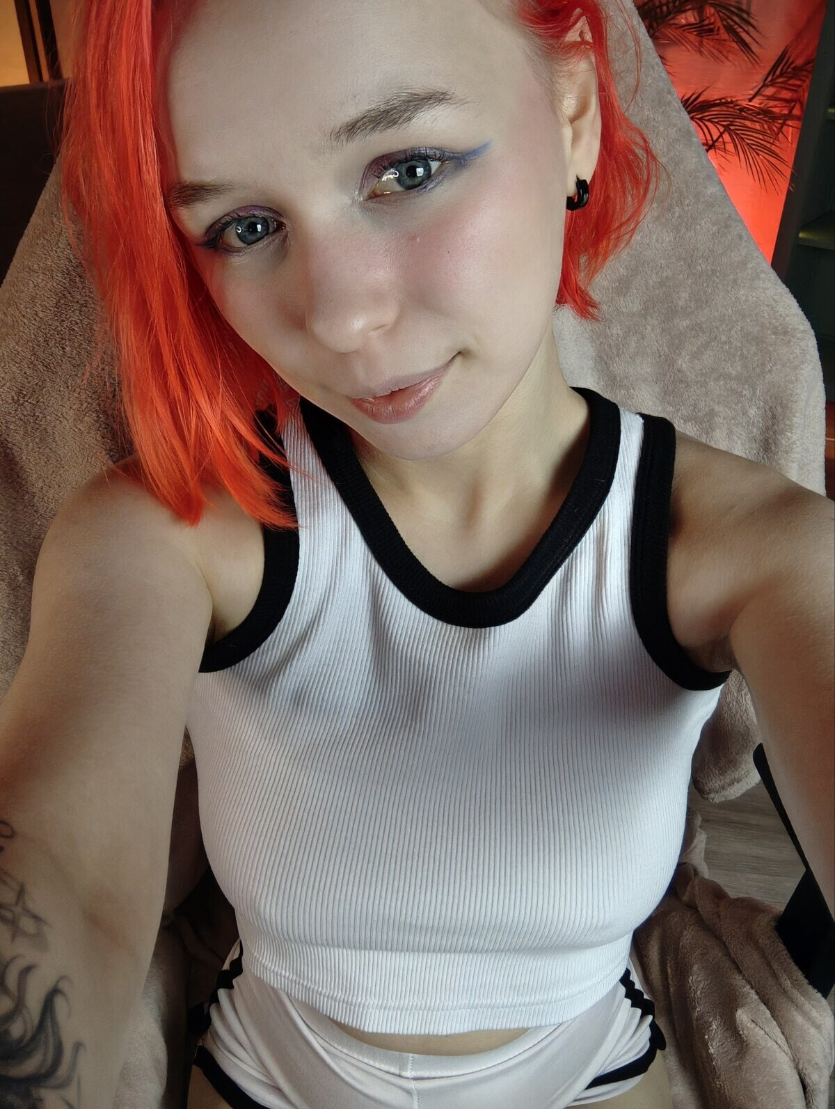 Free Naomi Photos #42