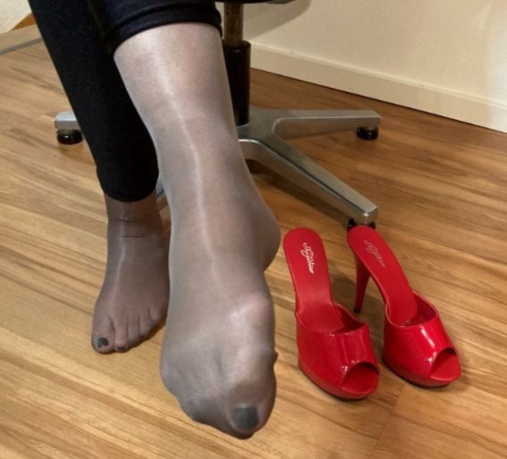 Black Spandex Leggings and Red High Heel Mules #12