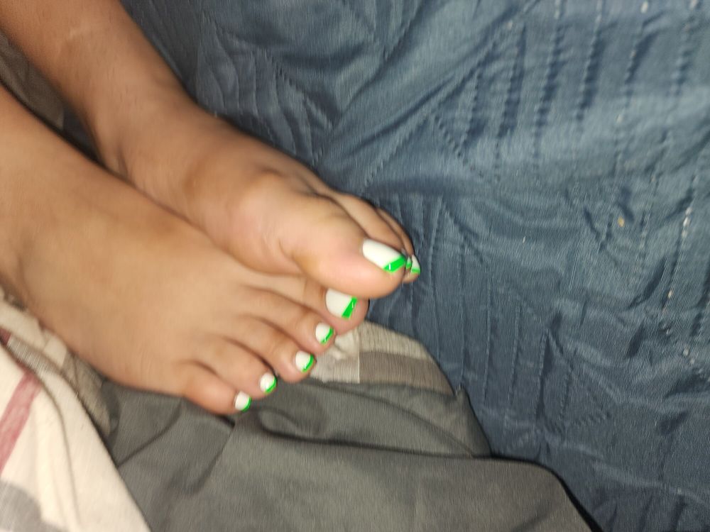 LatinaMilf pussy and feet  #12