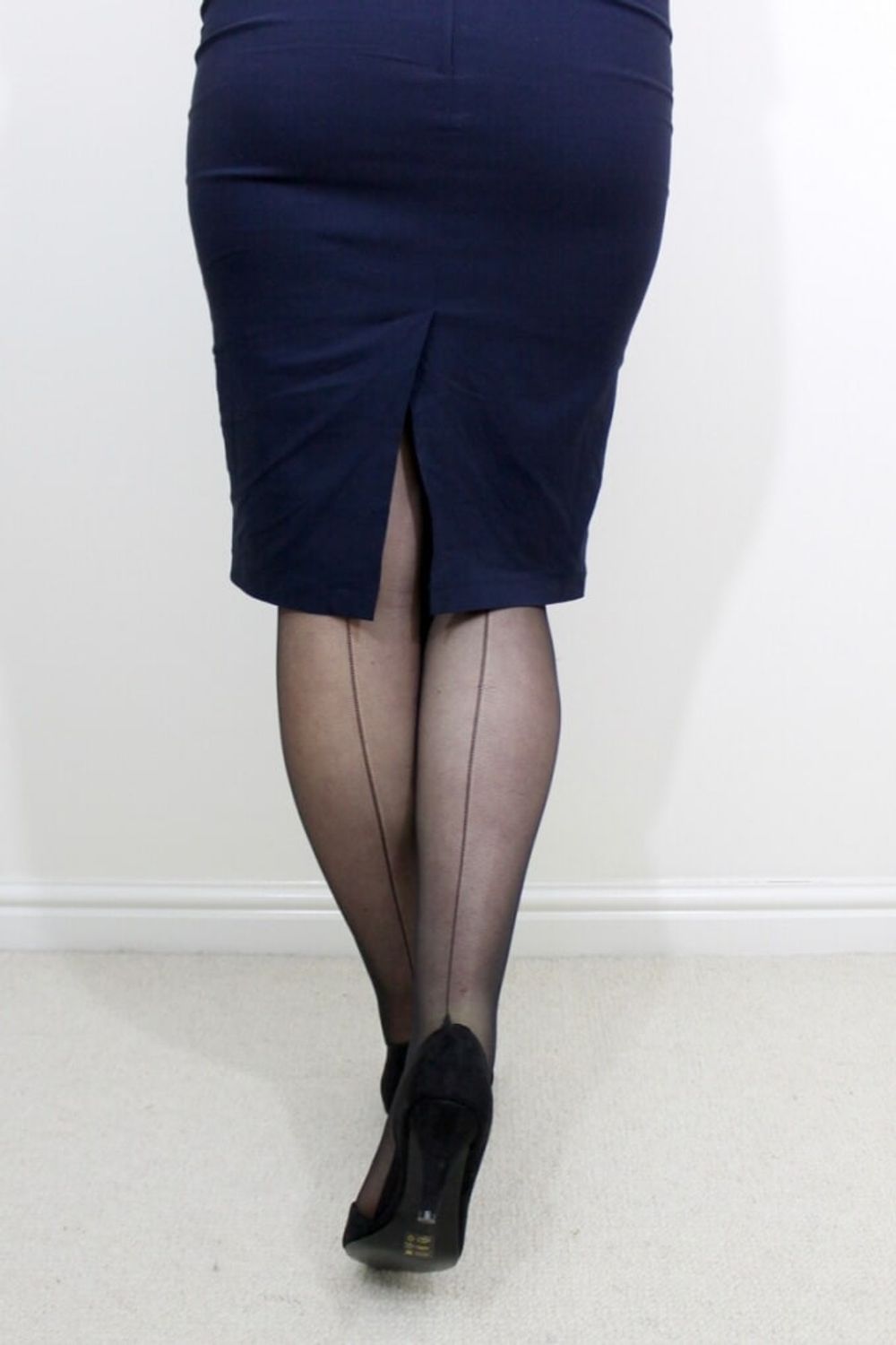 Mandy&#039;s seamed stockings  #5