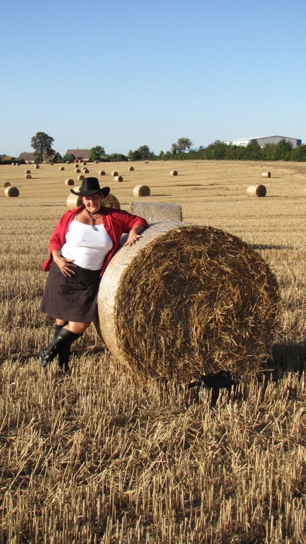 Posing in the cornfield ... #34