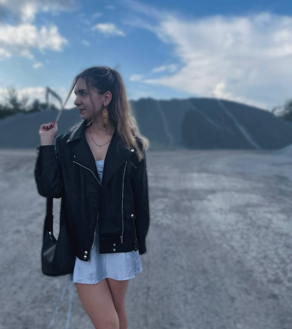 Cassandra Free Photos #28