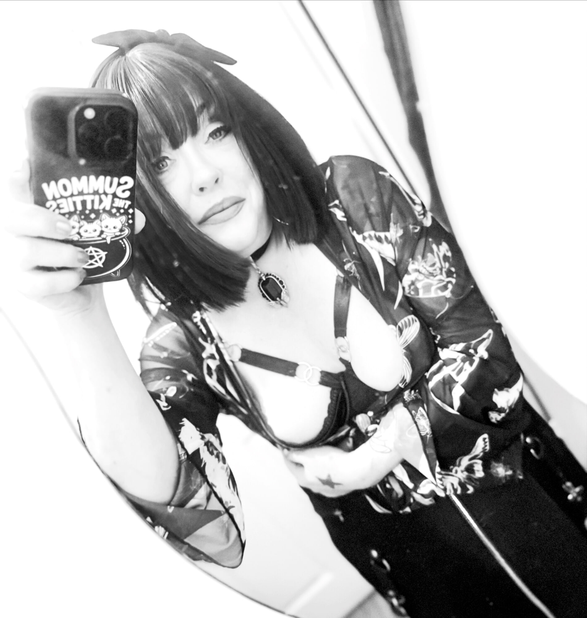 NEW PHOTOS - Tina Snua Selfies #111 3