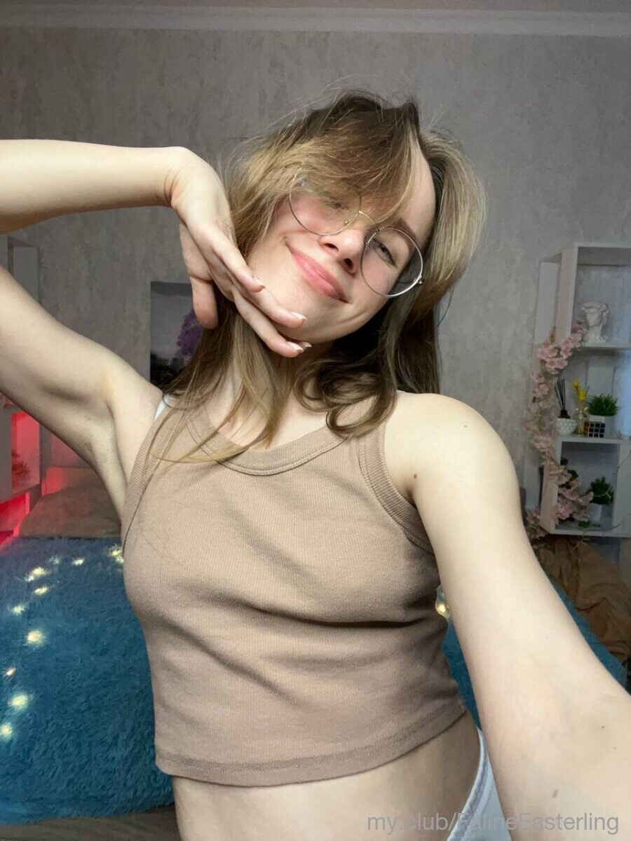 Ellen Free Photos #7