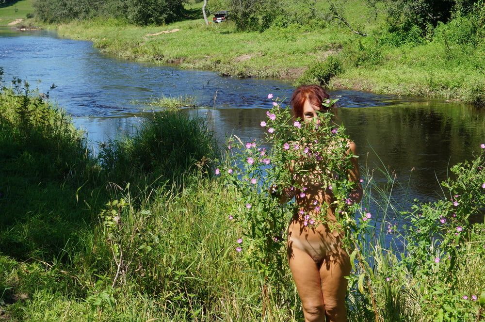 Nude walk upon river #27
