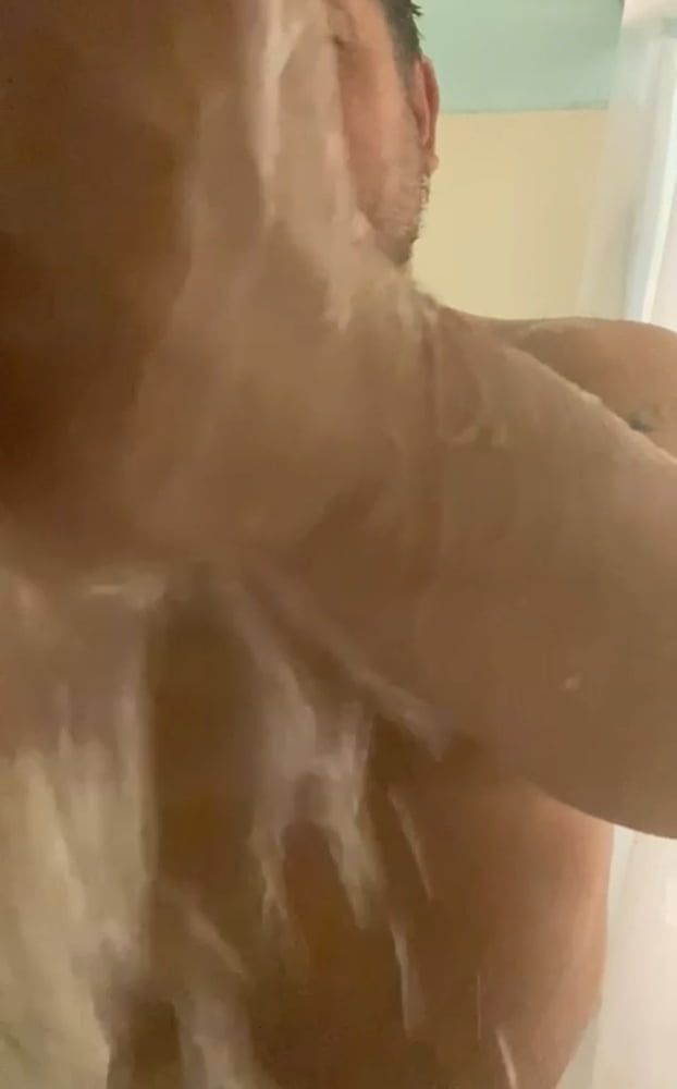 Hot tattooed Dad muscles beard caught in shower by princess #21