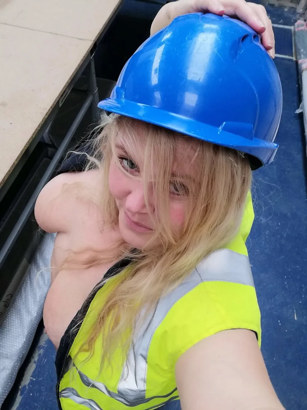 Hard Hat, Hard tits &amp; ass - Blonde haired BBW Mature #5