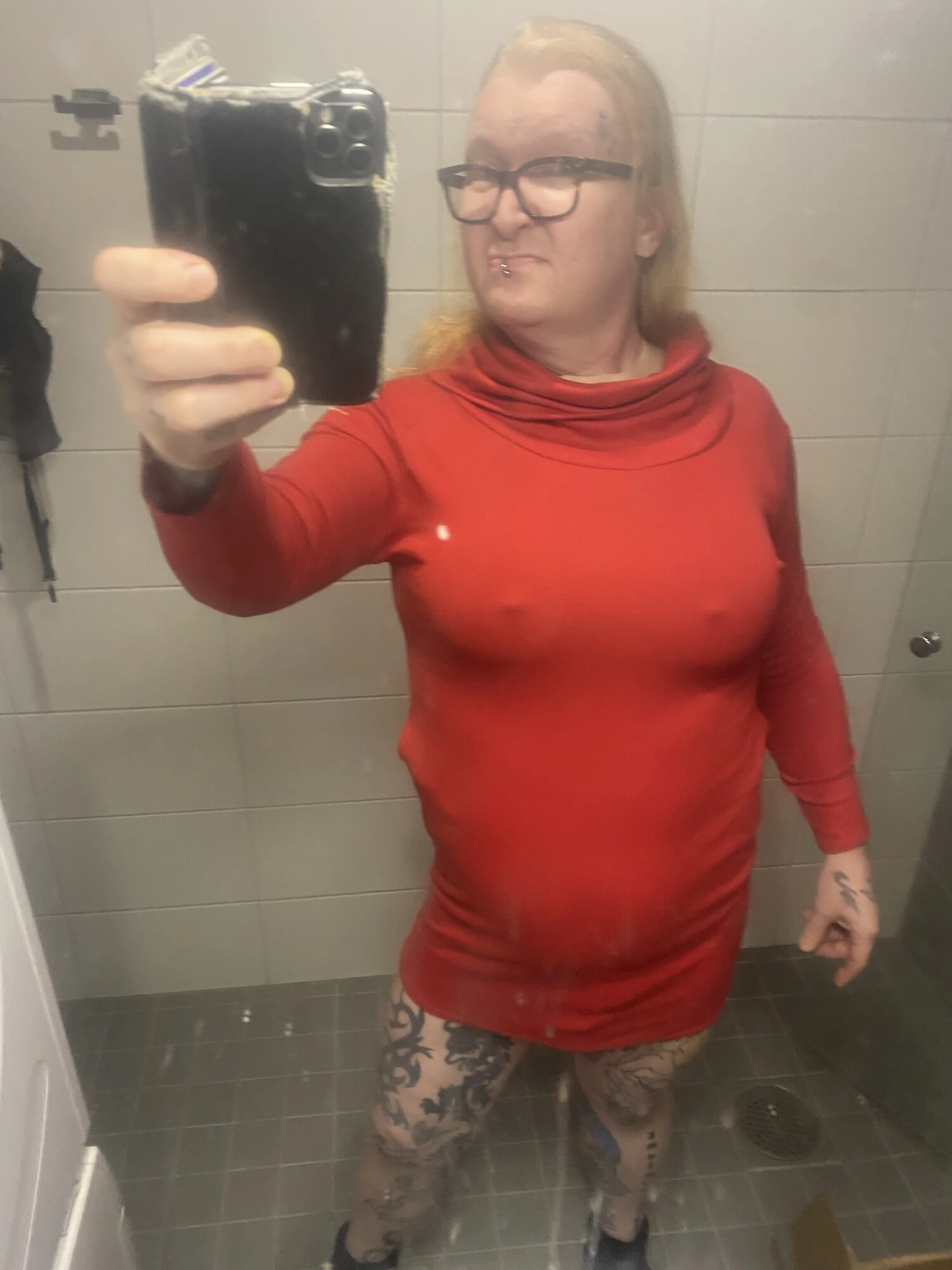 Bathroom Shemale Porn Pics Nude Trans in Free Sex Photos xHamster 