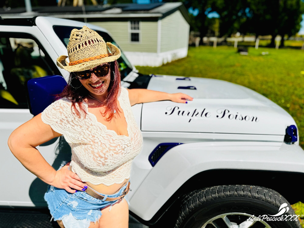 Jeep Girl Jiggle #6