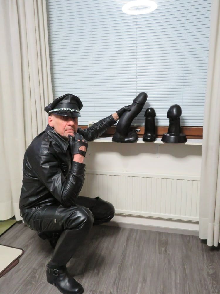 Finnish leather gay Juha Vantanen #9