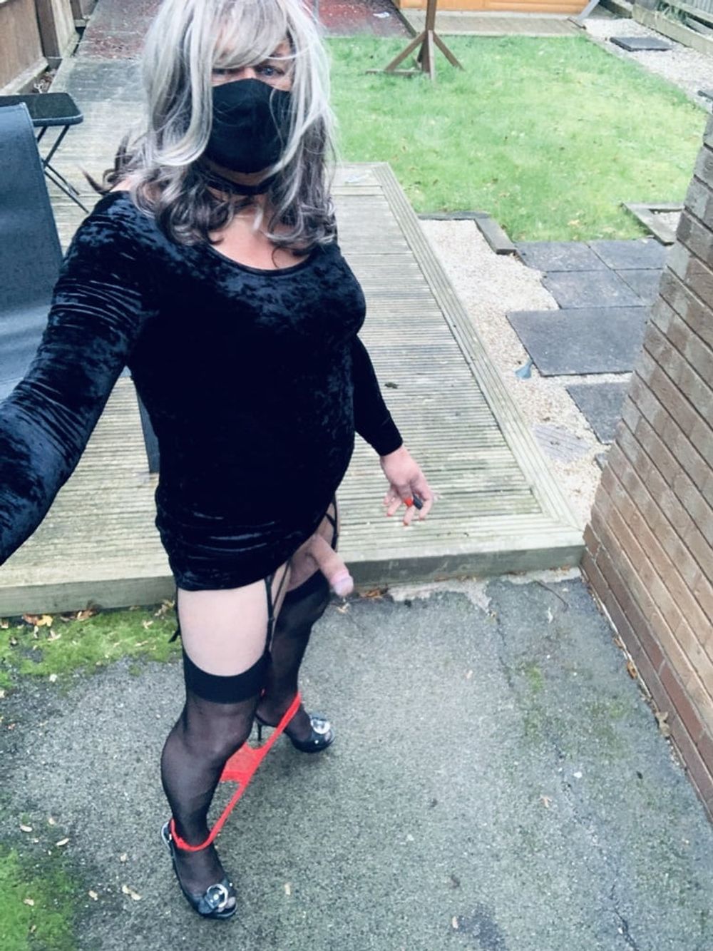 Amateur crossdresser Kelly cd in black velvet dress  #23