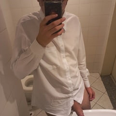 relaxing at work 