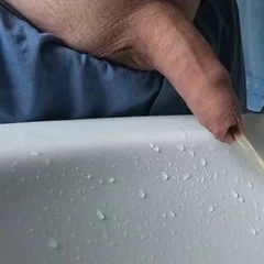 Pee