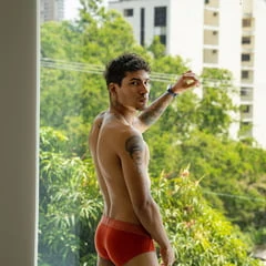 THIAGO