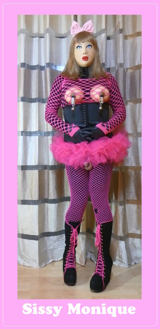 Monique the Partywhore #4