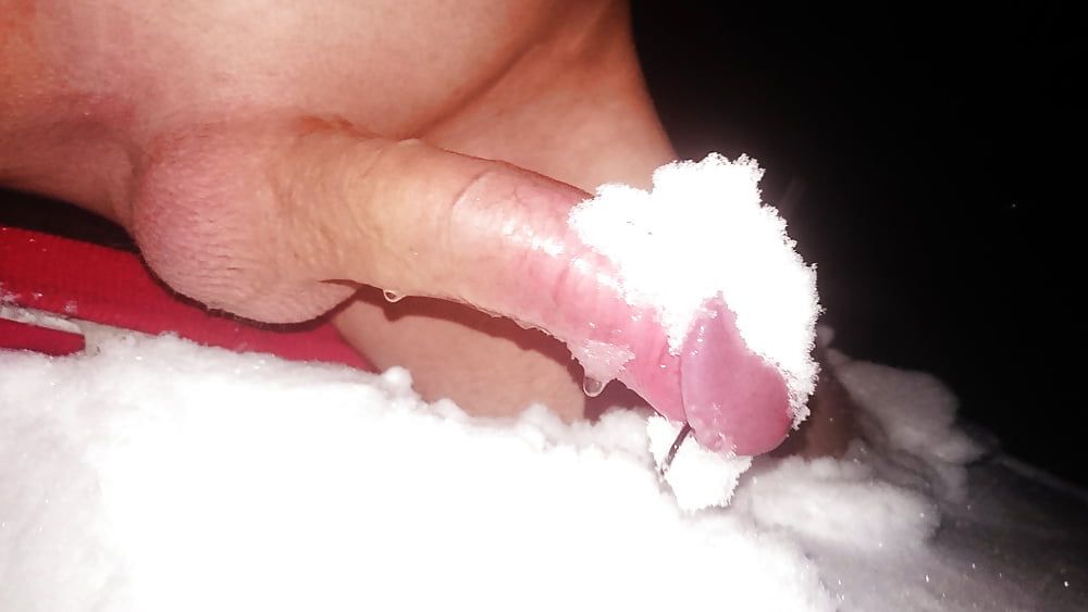 Hot dick in the snow #8