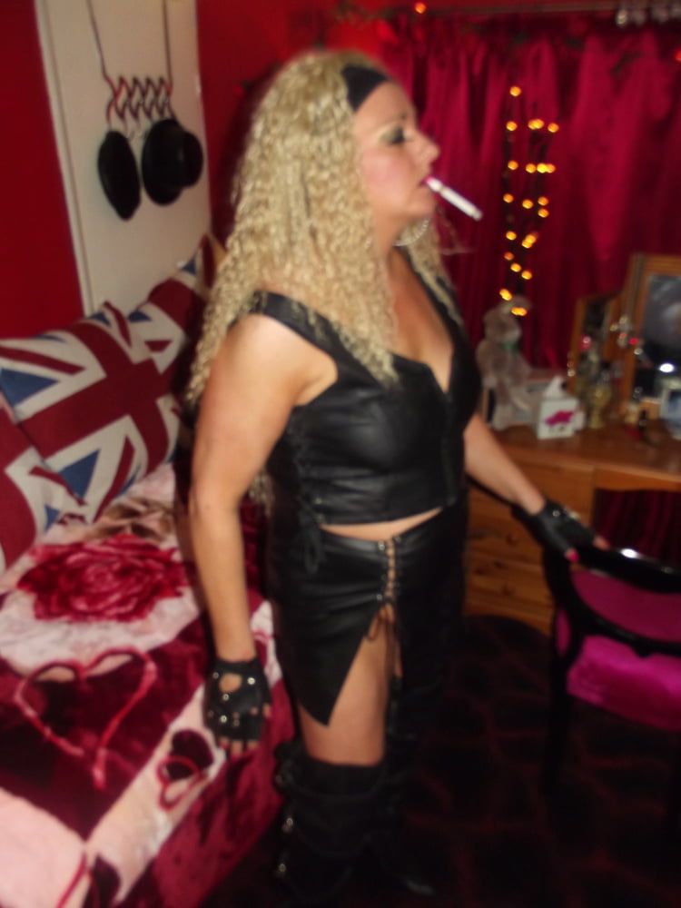 ALL LEATHER WHORE #7