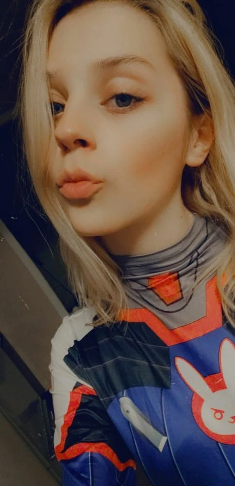 Come say hey on twitter #35