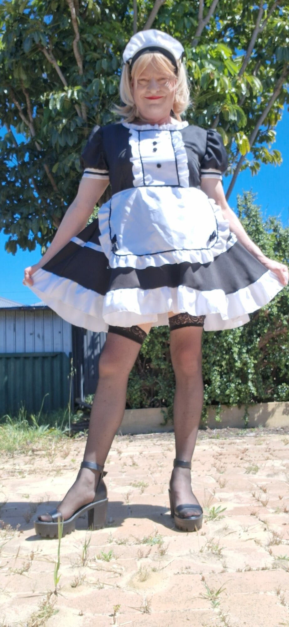 Sissymandy sissy streetwalker