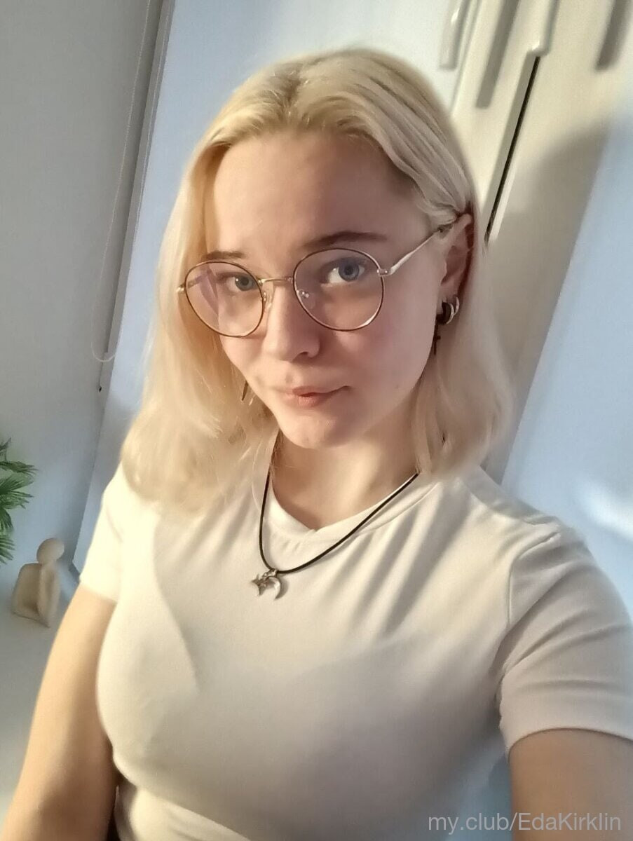 Charliе Free Photos #4