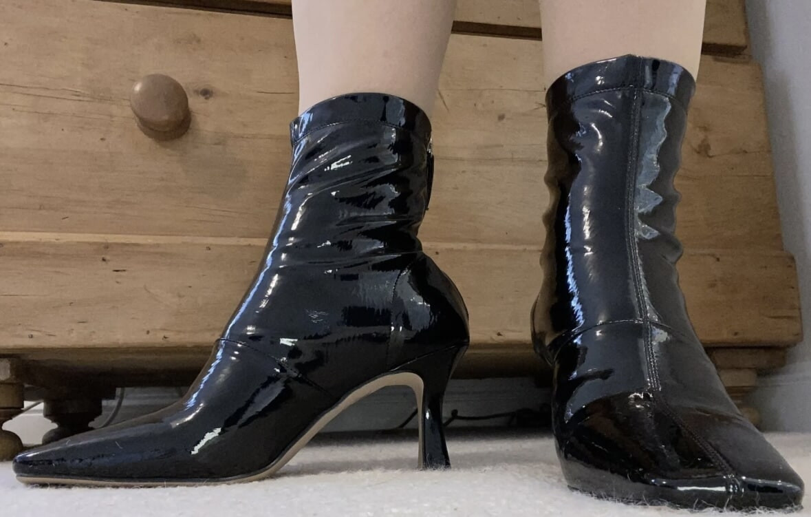 Different outfits  #20