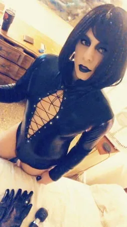 gothic sissy         