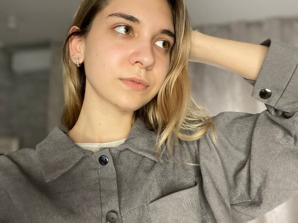 Cassandra Free Photos #14